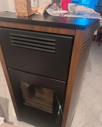 Stufa a pellet ungaro