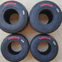 Set pneumatici go-kart 125 VEGA SL4 Rosse al 90%