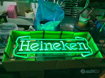 insegna luminosa Heineken 
