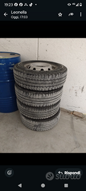 4 cerchi con gomme