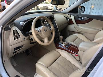 Infiniti FX 30 S