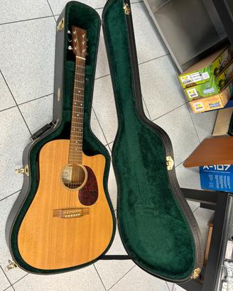Chitarra acustica amplificata Martin made in Usa