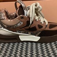 Lv skate