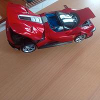 modellino FERRARI con vetrina 