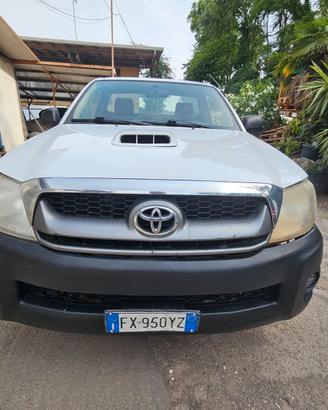 Toyota hi lux 2.5 tdi MOTORE 0 KM!!!!!