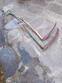 falci per tagliare erba 