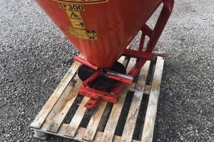 spandiconcime tutto campo 300 litri rondini spandi