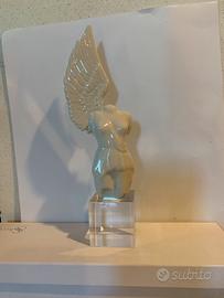 Vittoria Alata Sharon