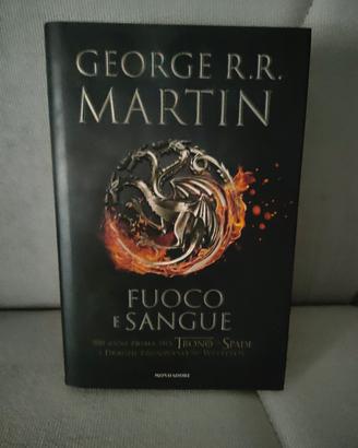 Libro Fuoco e Sangue - George R.R. Martin