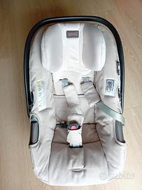 Seggiolino auto neonati
