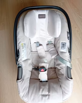 Seggiolino auto neonati