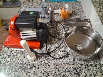 Macchinetta per passata pomodori