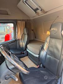 SCANIA  R 520 
