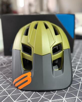 n.2  casco Scott e n.1 casco BRN tutti nuovi