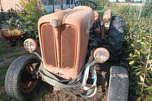 Trattore fiat om 312r