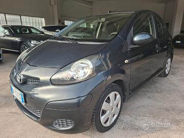 Toyota Aygo 1.0 5porte DA NEOPATENTATI