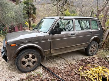 Lada Niva Urban 4x4 5 porte GPL 2019
