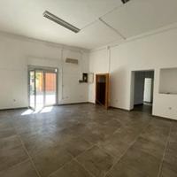 Locale commerciale fronte strada