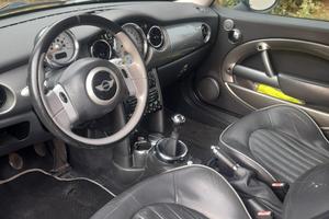 mini Cooper 1600 benzina 120 cv