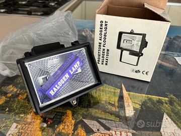 Lampada proiettore  per esterno - NUOVO