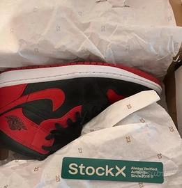 Nike air jordan 1 mid chicago banned