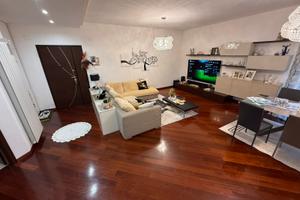 Appartamento di 140 mq con box