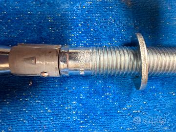 Tasselli a battere in metallo Fischer HSA M