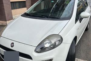 Fiat punto con tettuccio aprile
