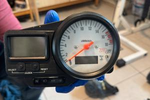 Strumentazione contachilometri Yamaha R6