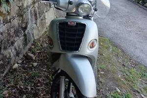 Kymco people’s 250 cc