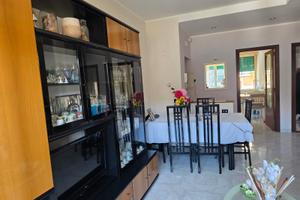 Salerno : via pironti - 85 mq