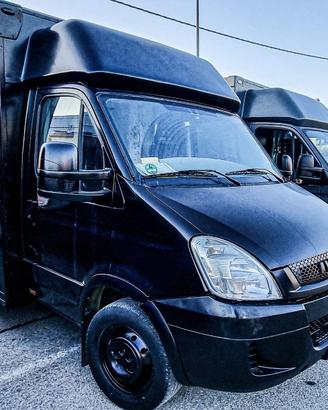 AUTONEGOZIO paninoteca ambulante food truck