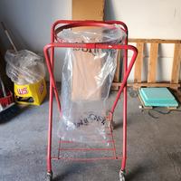 porta sacco immondizia .