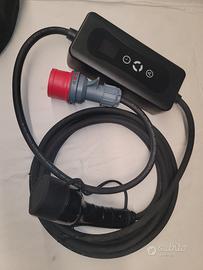 Caricatore auto elettriche 
