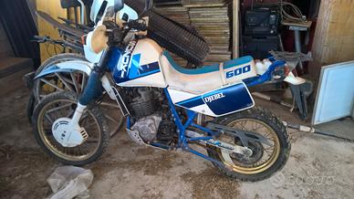 Suzuki DR 600 - 1988