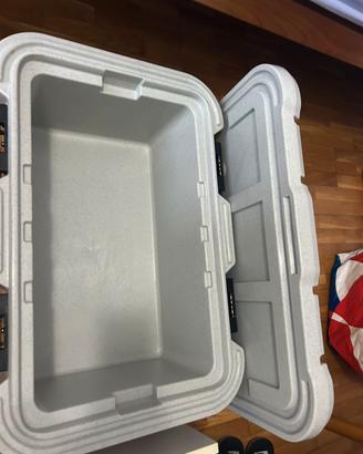 Frigo ghiacciaia Cambro isotermico
