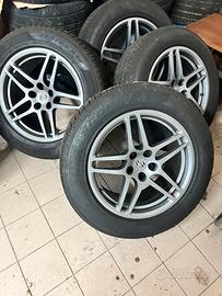 Cerchi e gomme invernali Porsche Macan