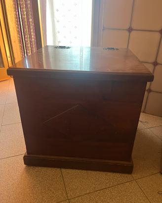 Casetta porta legna