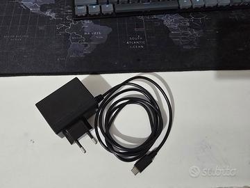 Caricabatterie Nintendo Switch come nuovo 