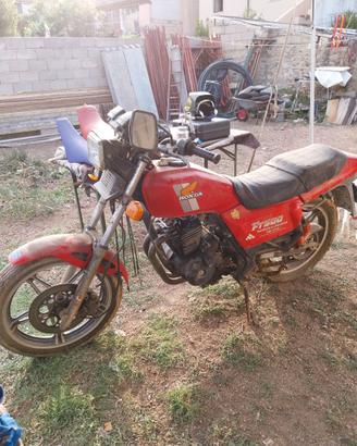 Honda ft 500