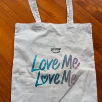 "Love Me Love Me" tote bag (ESCLUSIVA)