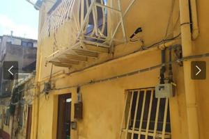 Casa autonoma su due livelli