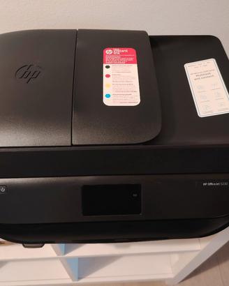 Stampante HP OfficeJet 5230 Multifunzione Wi-Fi – 