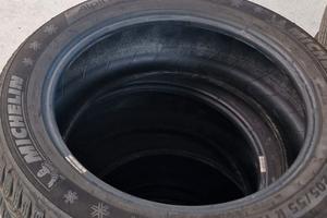 Pneumatici Invernali Michelin Alpin 5 - 205/55 R17