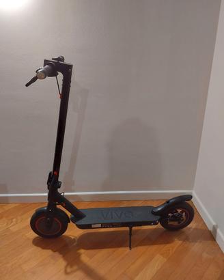 Monopattino elettrico Vivobike V30