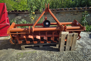 Fresa e trancia meritano a 9 file