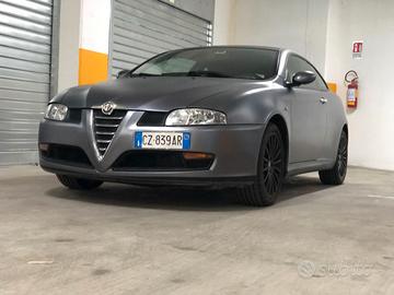 Alfa Romeo GT 1.8 Twin Spark Distinctive amatore