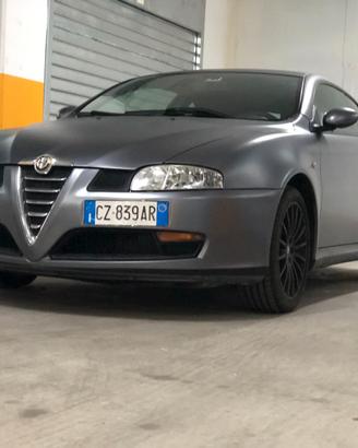 Alfa Romeo GT 1.8 Twin Spark Distinctive amatore