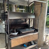 Barbecue professionale- progettato di design