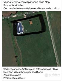 Capannone industriale con impianto fotovoltaico